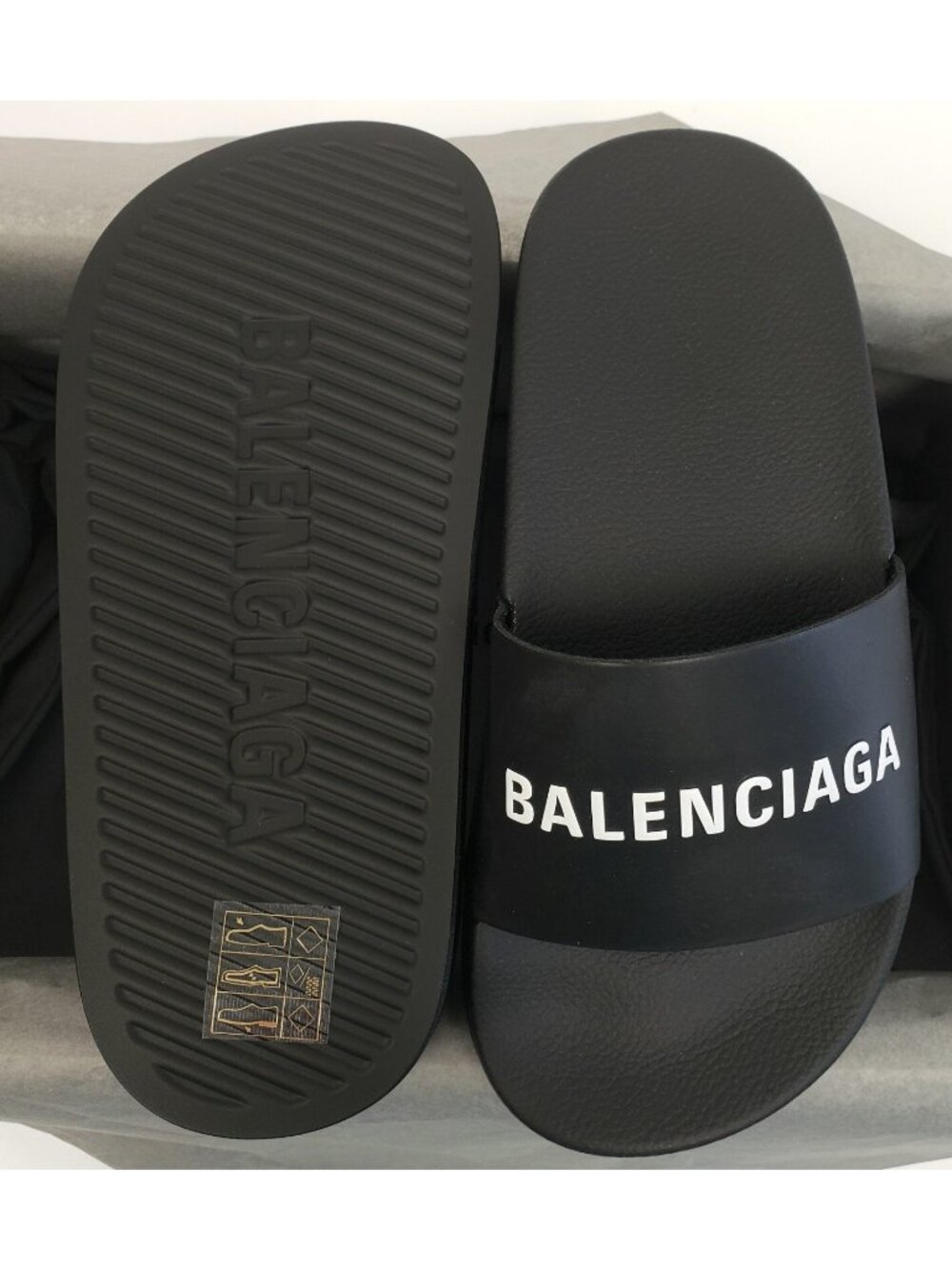 Balenciaga Kids Boys Girls Logo Pool Slides Sandals Black Size 28, US 11 - Italy - Picture 5 of 6